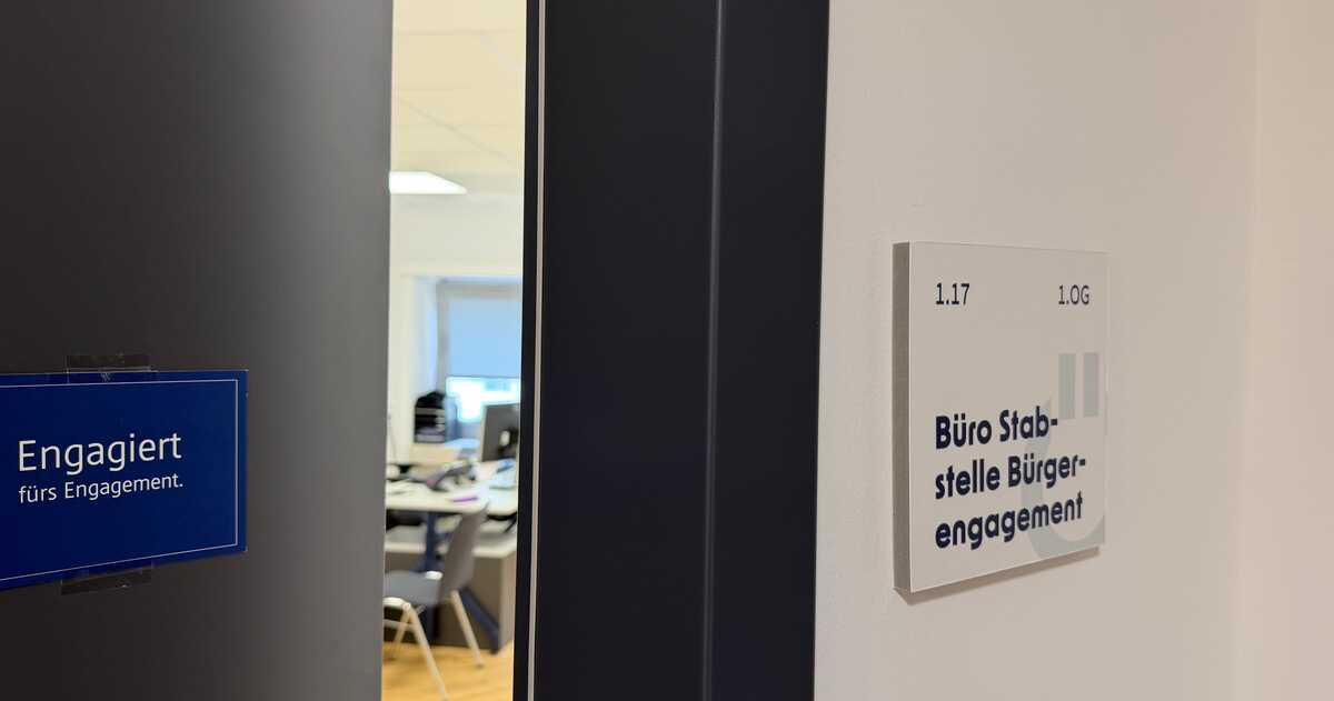 Die Tür des Büros